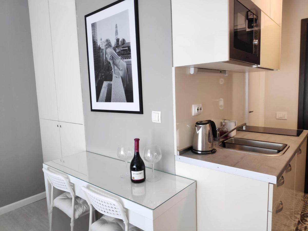 Penthouse “Sky 16” Studio Apartment 萨格勒布 外观 照片